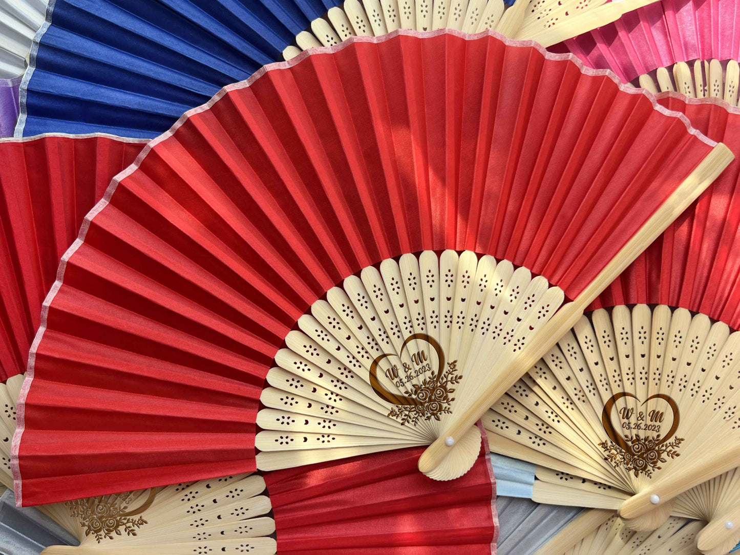 Personalized Custom Fabric Fans Gifts Engraved Folding Hand Fans Wedding Party Favors Gifts for Guests in Bulk