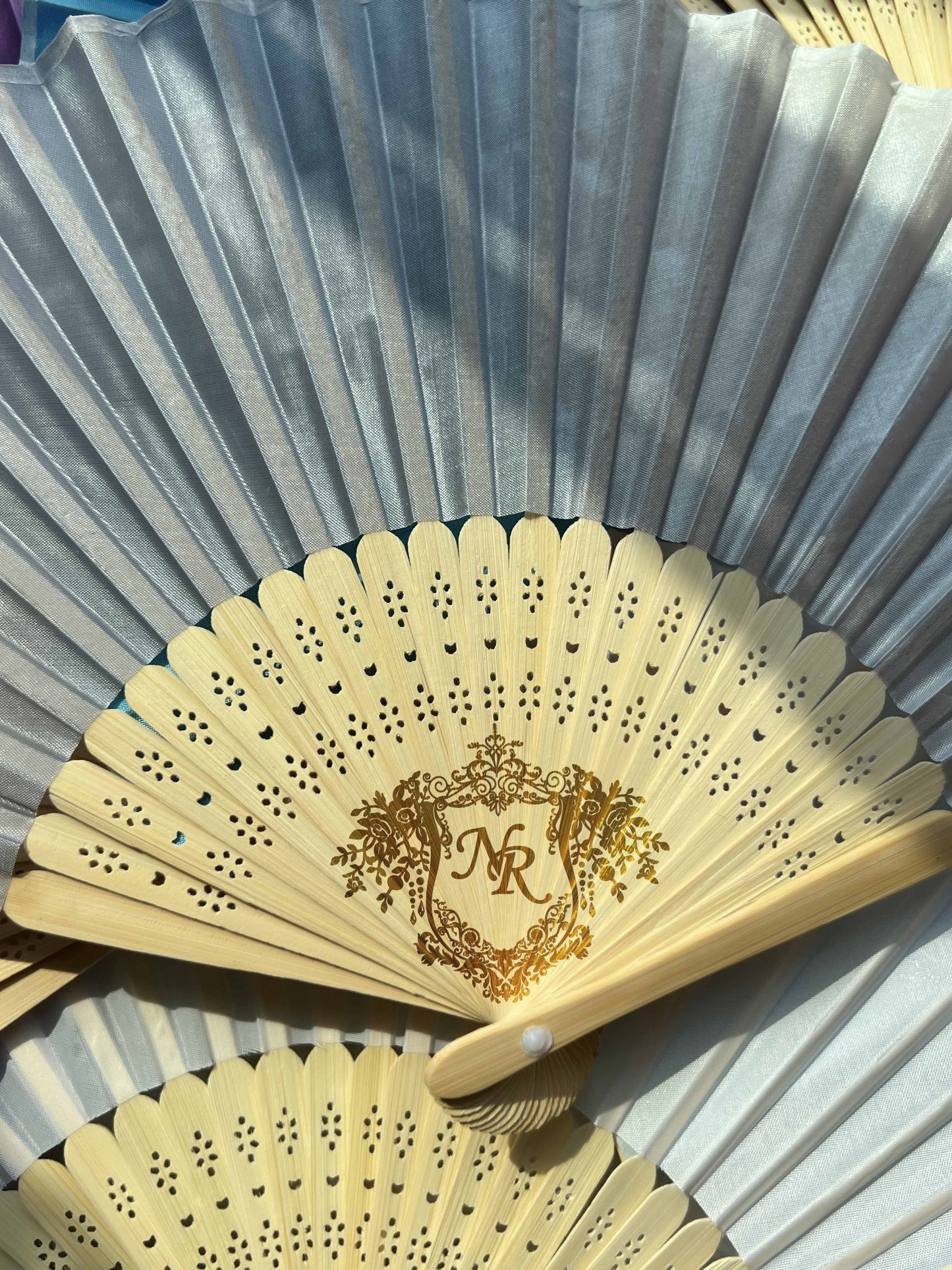 Personalized Custom Fabric Fans Gifts Engraved Folding Hand Fans Wedding Party Favors Gifts for Guests in Bulk