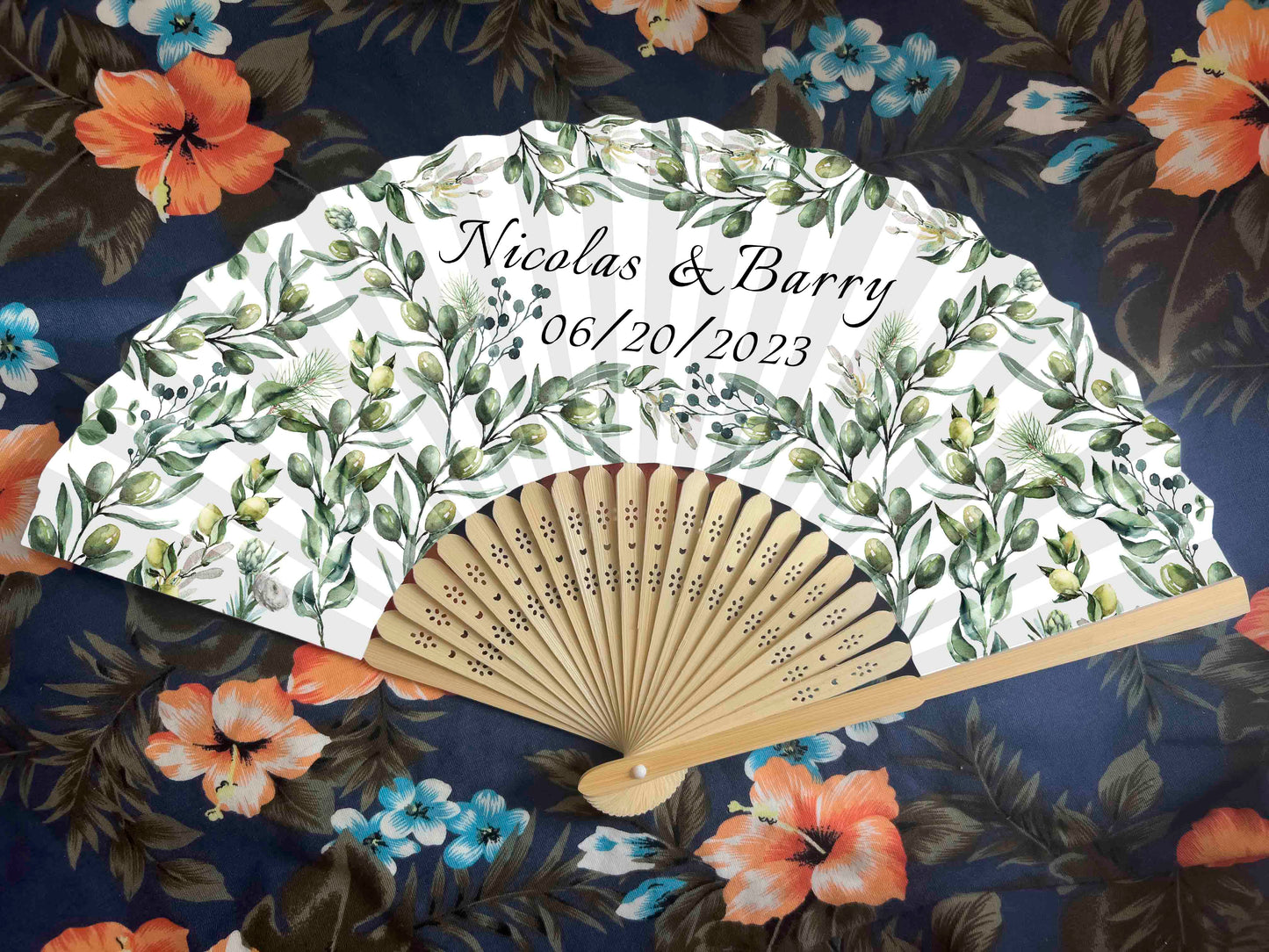 Personalized Custom Paper Fans Full Size Colorful Printed Wedding Party Favors Gifts for Guests in Bulk Printed Folding Hand Fans