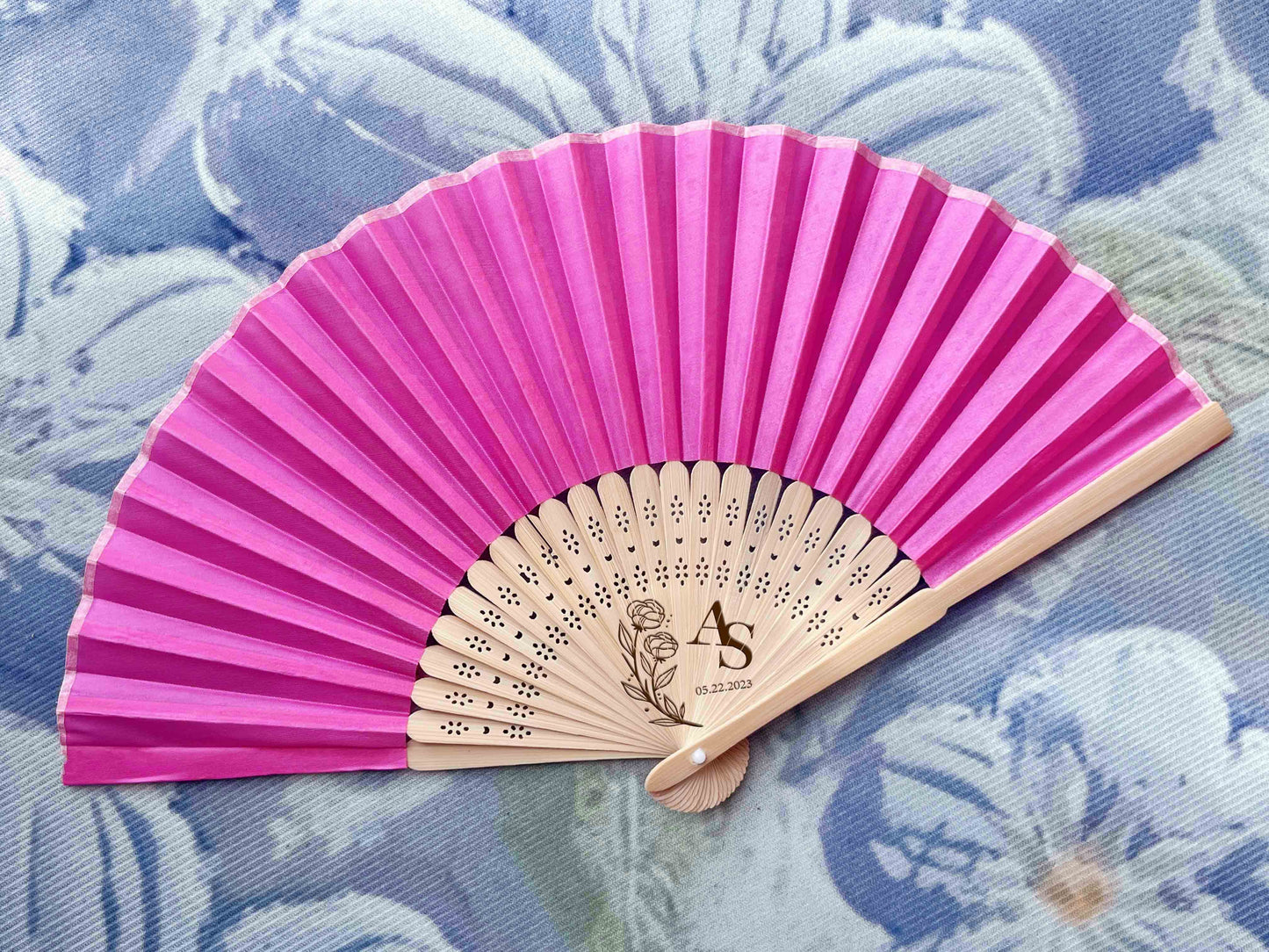 Personalized Custom Fabric Fans Gifts Engraved Folding Hand Fans Wedding Party Favors Gifts for Guests in Bulk