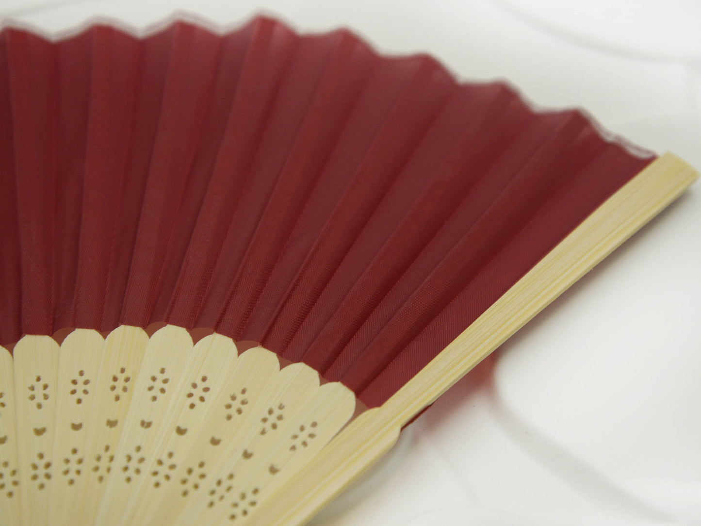 Personalized Custom Fabric Fans Gifts Engraved Folding Hand Fans Wedding Party Favors Gifts for Guests in Bulk