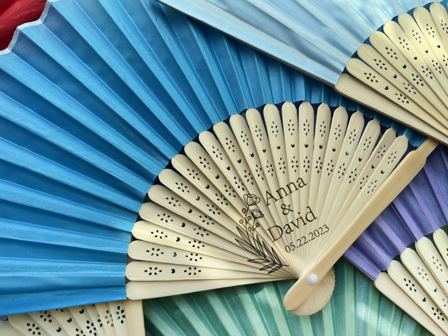 Personalized Custom Fabric Fans Gifts Engraved Folding Hand Fans Wedding Party Favors Gifts for Guests in Bulk