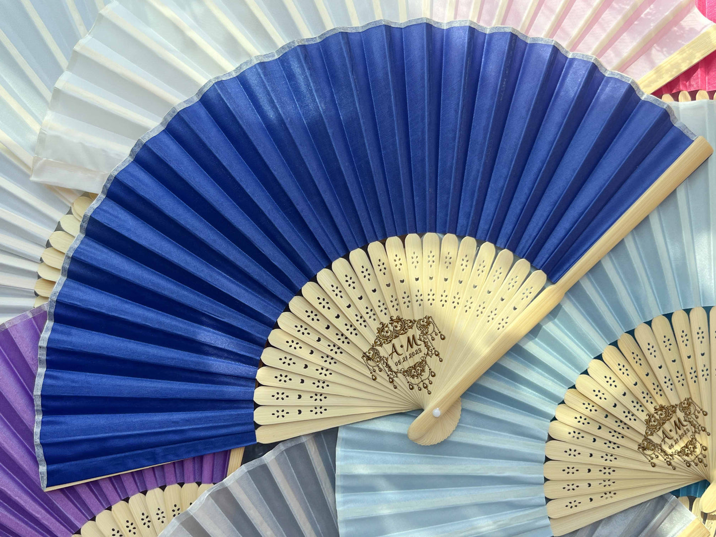Personalized Custom Fabric Fans Gifts Engraved Folding Hand Fans Wedding Party Favors Gifts for Guests in Bulk