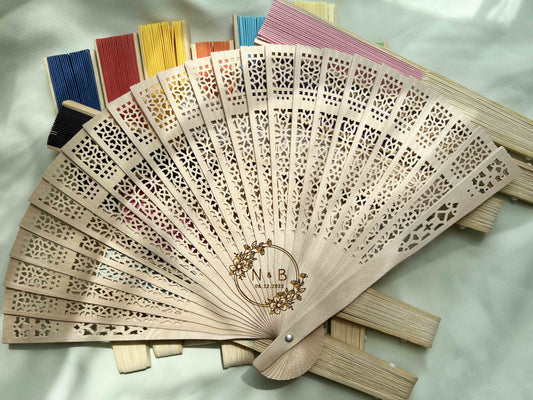 Personalized Custom Sandalwood Fans Gifts Engraved Fabric Folding Hand Fans Wedding Party Favors Gifts for Guests in Bulk